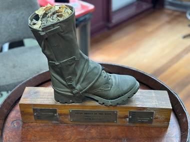 Sculpture - Boot Sculpture, Royal order of the Boot