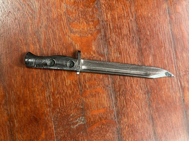 Weapon - SLR Bayonet, Bayonet