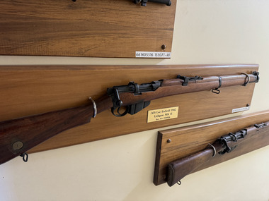 Weapon - INNOC: .303 Lee Enfield 1942