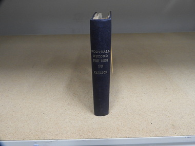 Hardcover Book, Football Record - First Round -  1967 - Carlton, 1967