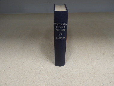 Hardcover Book, Football Record - First Round -  1970 - Carlton, 1970