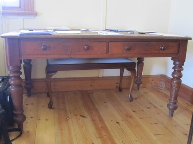 Desk