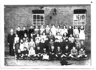 Students at Tarnagulla School, 1920, 23 June 1920