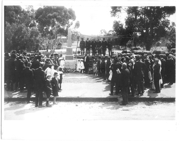 Photograph of unveiling ceremony for Soldiers' Memorial, Tarnagulla, Unveiling ceremony for Soldiers' Memorial, Tarnagulla, 8th November 1919