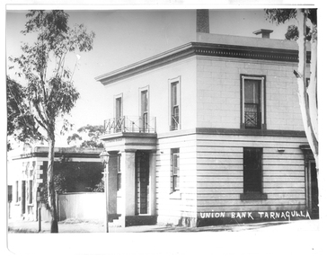 Photograph of bank buildings, Tarnagulla, Bank buildings, Tarnagulla, circa 1866 to 1888