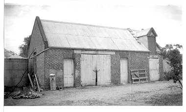Photograph of stables behind bank building, Tarnagulla, Stables behind bank building, Tarnagulla, circa 1970s