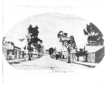 Photograph of Commercial Road, Tarnagulla looking south from King Street, Commercial Road, Tarnagulla Looking South from King Street, c1930, circa 1862 - 1900