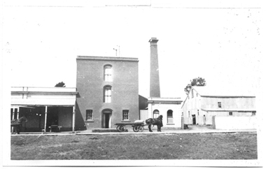 Photograph of Flour Mill, Tarnagulla, Flour Mill, Tarnagulla, circa 1920