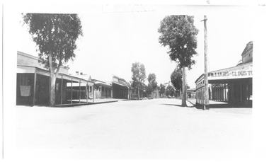 Photograph of Commercial Road, Tarnagulla, Commercial Road, Tarnagulla, c. 1968