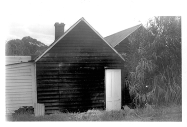 Photograph of weatherboard building, Tarnagulla, Weatherboard building, Tarnagulla, Late 1960s