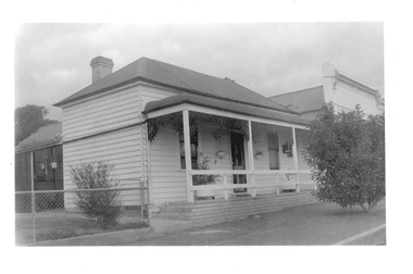 Photograph of cottage at 96 Commercial Road, Tarnagulla, Late 1960s