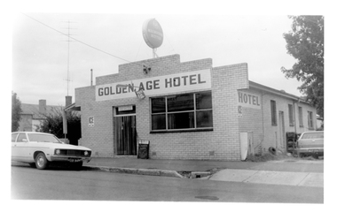 Photograph of the Golden Age Hotel, Tarnagulla, Late 1960s