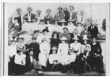 Photograph of members of the Tarnagulla Tennis Club, 1898