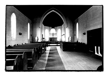 Photograph of the interior of the Catholic Church, Tarnagulla, Interior of the Catholic Church,  Tarnagulla, c. 1960s