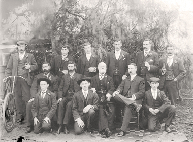 Photograph depicting a group of men, probably Tarnagulla, Group of men, probably Tarnagulla, c. 1890s