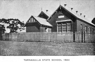 Photograph of Tarnagulla State School in 1924, Tarnagulla State School in 1924, 1924