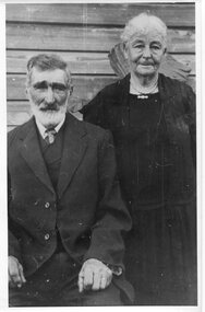 Photograph: Mr and Mrs Crossley of Newbridge, Mr and Mrs Crossley of Newbridge, circa 1900-1920