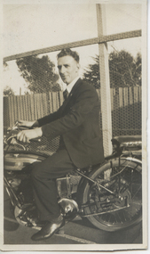 Photograph: Joseph Falder, circa 1940s