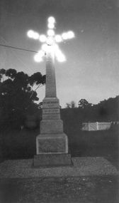 Photograph: Lights on Soldiers Memorial, Tarnagulla, 1931