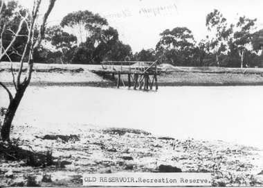 Photograph, Reservoir and jetty, Tarnagulla, unknown
