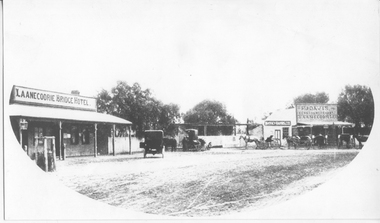 Photograph, Businesses at Laanecoorie Bridge, circa 1920
