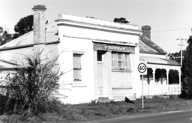 Photograph: Bowman's Store building at 62 Commercial Road, Tarnagulla