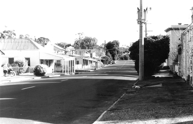 Photograph: Commercial Rd, Tarnagulla