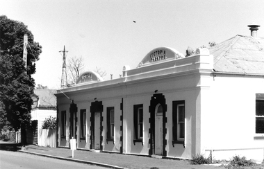 Photograph: Tarnagulla Public Hall / Former Victoria Hotel and Theatre