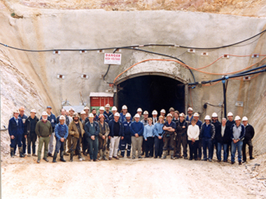 Photograph: Staff of Reef Mining NL at Crystal Hill Decline entrance, Tarnagulla, 1998