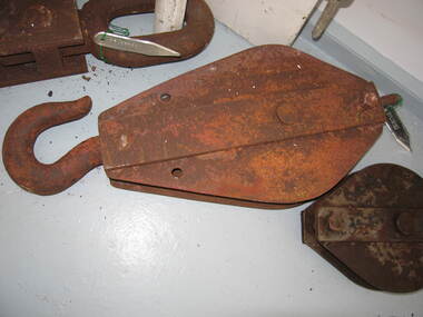 Sheave block/ pulley