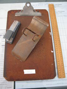 Objects, office