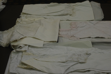 Sleeping garments