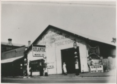 Photograph, Adamsons Garage