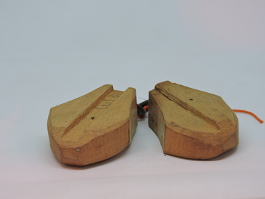 Tool - Wooden shoe last extensions, Pair of wooden shoe last extensions