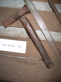 Rail cutter
