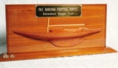 1/2 Model, Robstan Trophy  (1/2 model)