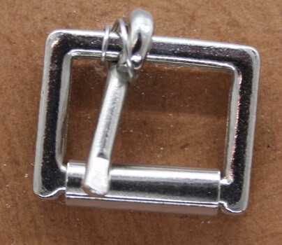 Buckle Half, equestrian accessory 