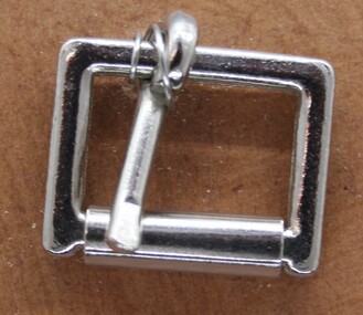Buckle Half, equestrian accessory 