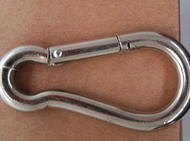 Hook used on horse tackle