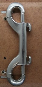 Nickel plated steel double snap clip used in equine accessory