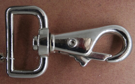 Nickel plated covert snap used on horse tackle