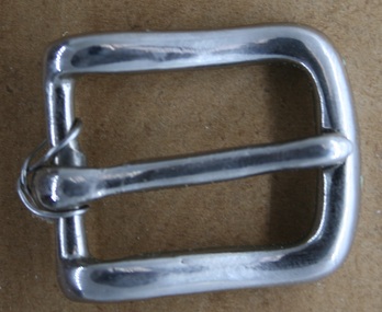 Nickle plated steel half buckle used on equine accessories