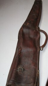 Leather rifle case as manufactured by Holden and Frost