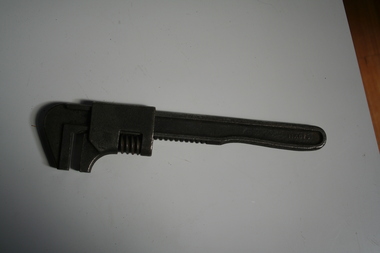 Shifting spanner used for repairs on machinery and vehicles