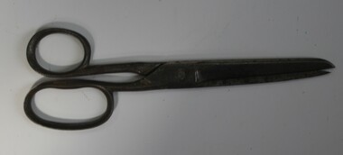Steel drapers scissors as used by Holden and Frost in the manufacture of equine accessories