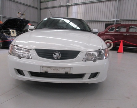 2002 VY Holden Acclaim Sedan