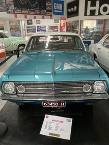HR Premier sedan built by Holden 1966-1968