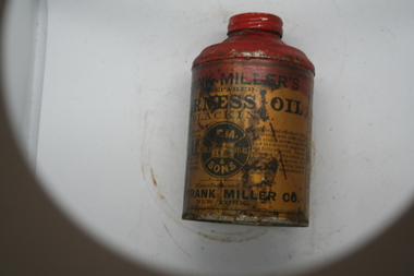 Black oil used for the preservation of equine leather