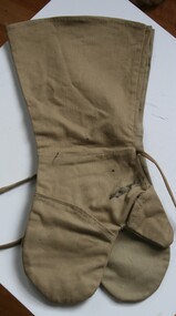 Army green canvas gloves designed and used for military functions