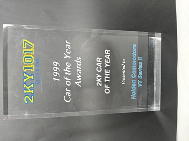 Award - Trophy, car of the year 2000